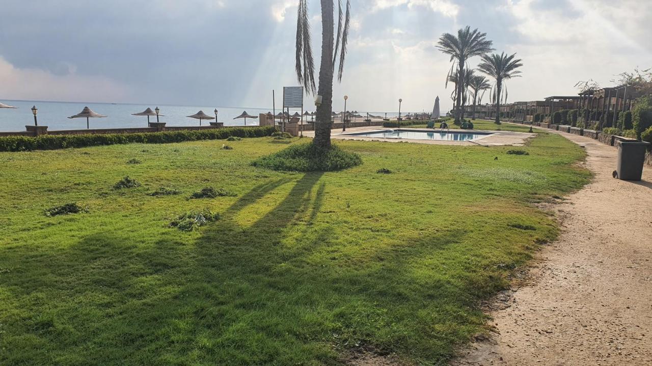 Breathtaking Luxury & Spacious Family 2-bed 1st Row Seaview At Stella Seaview Sokhna Hébergement de vacances *